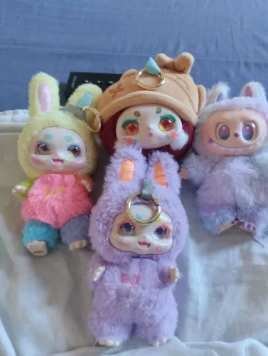 Labubus originais pra vender 