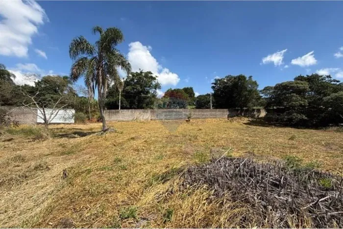 Terreno de 5.997 m² com Alto Potencial de Desmembramento  Zona Sul de Bragança Paulista - 