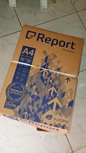 Caixa de resma A4 com 10 pacotes