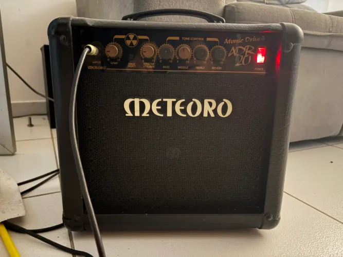 Amplificador Meteoro ADR20 Reverb