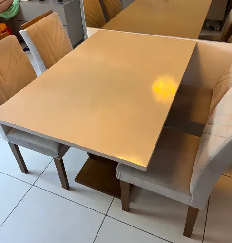 Mesa de jantar de 4 lugares em Bancários-PB (NOVA) 