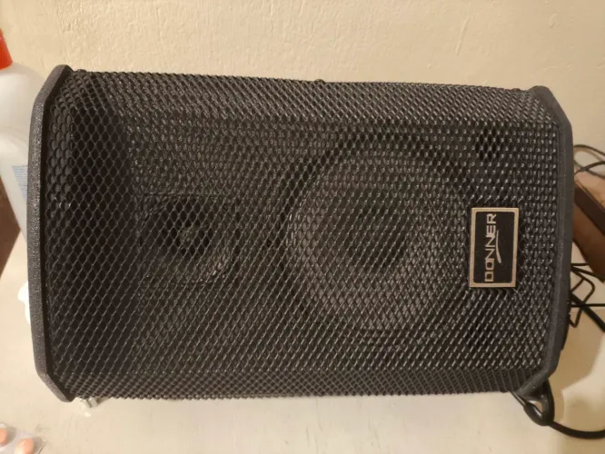 Caixa Donner Saga 6 100W RMS Ativa, bluetooth, rádio, cartão de memória, pendrive. 