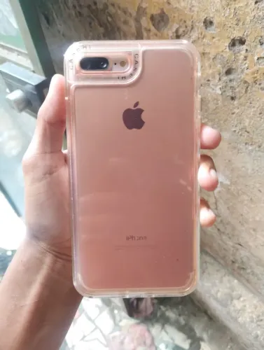 VENDO IPHONE 7 PLUS 