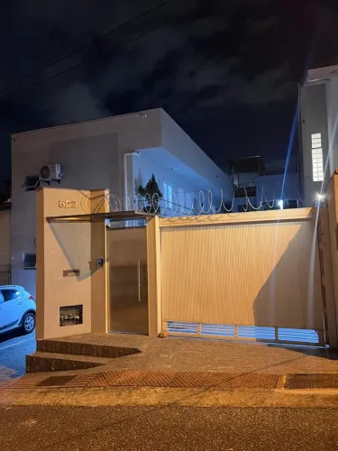 Kitinet em CAPOEIRAS mobiliada