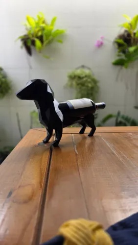 Porta vinho/Decoração de cachorro salsicha