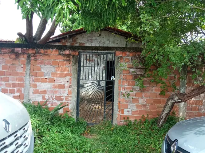 Casa/terreno Santa Maria da codipi