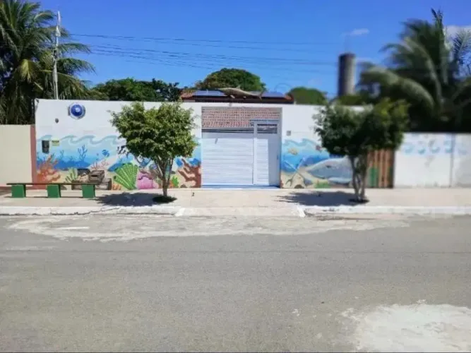 VENDO CASA DUPLEX , na 2ª QUADRA da PRAIA - IPIOCA