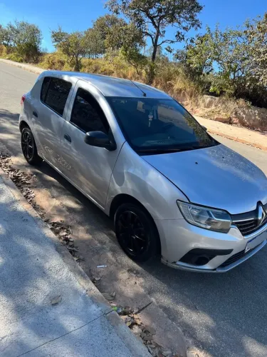 Renault Sandero Life Flex 1.0 12V 5P Mec. 2020