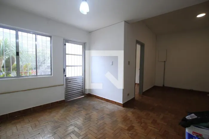 Casa à Venda - Vila Mariana, 3 Quartos, 243 m2