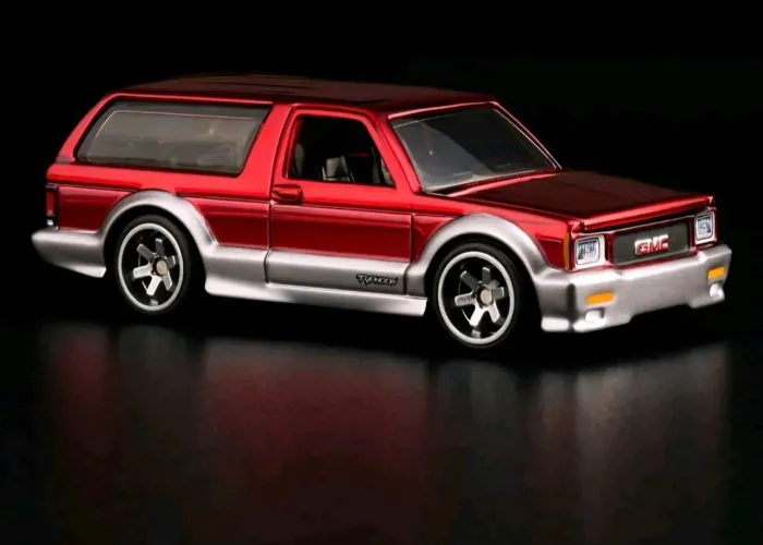 Hot Wheels RLC 92 GMC Typhoon Limited Edition