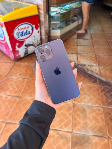IPHONE 14 PRO MAX 90% de bateria sem marcas de uso acompanha película e 10 capas