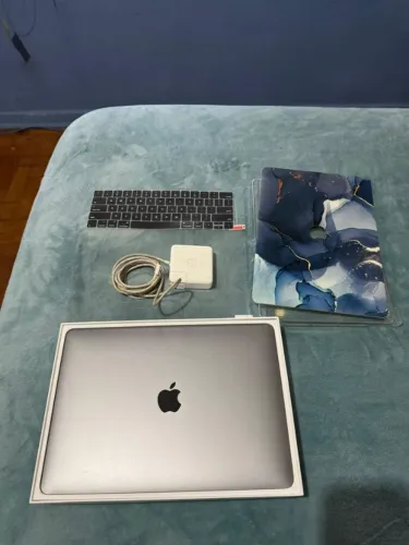MacBook Pro 13 2019 Intel Core i5 8GB SSD 256GB Com Caixa