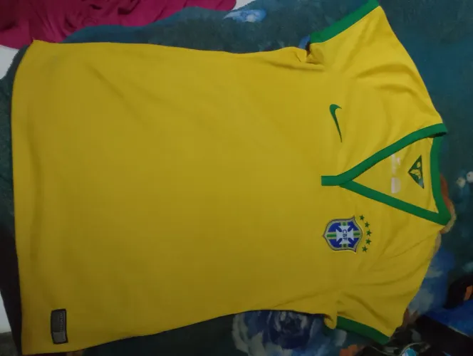 Camisa feminina da seleção brasileira (original) P