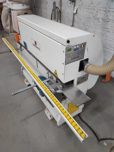 Coladeira de Borda SCM Tecmatic 2009 T100 GENERATION II