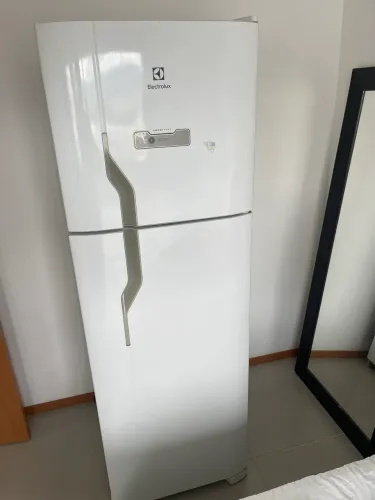 Geladeira Electrolux Frost Free 2 portas