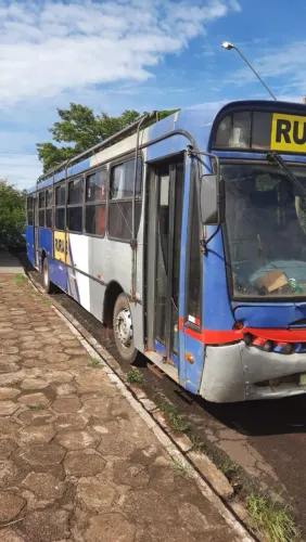 Ônibus rural 