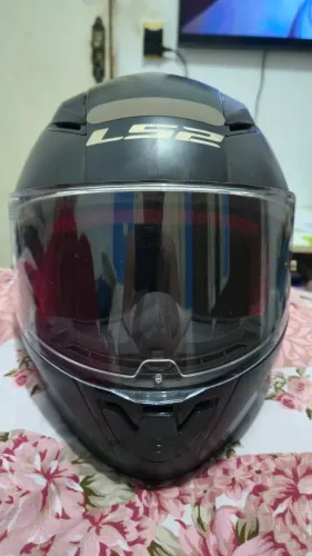 Capacete LS2 rapid preto tamanho 60