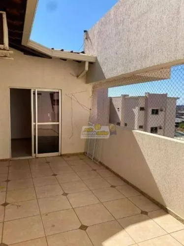 Duplex Cobertura com 3 dormitórios à venda, 150 m² por R$ 570.000 - São Benedito - Uberaba