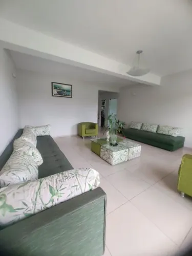 Casa 4 Quartos com Suíte e Terraço no Jardim Savoia, Ilhéus
