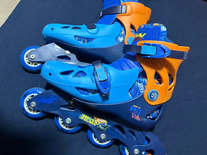 Patins hot wheels