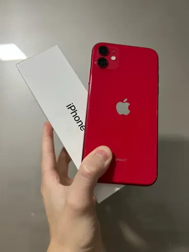 iPhone 11 (Product) Red - Apenas hoje