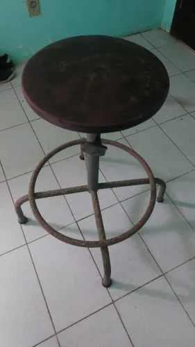 BANQUETA DE METAL ONIFLEX VINTAGE