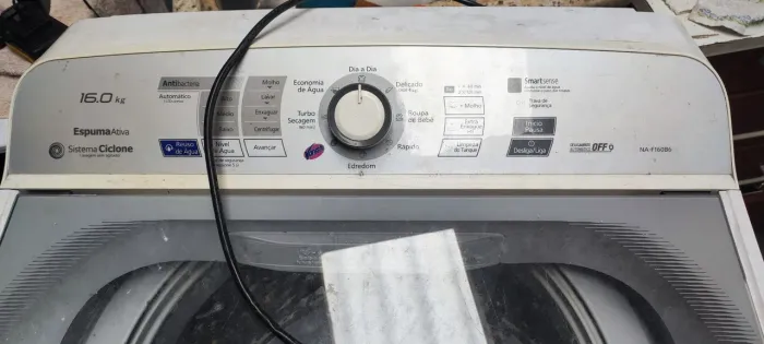 Máquina de lavar roupa 250 reais 