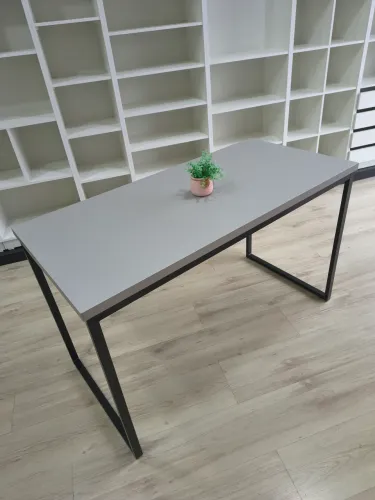 Mesa Industrial 1,26cm tampo em Mdf