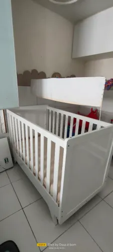 Vendo berço americano em bom estado de conservação