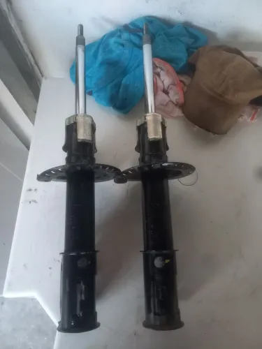 Amortecedores originais Toyota yiaris