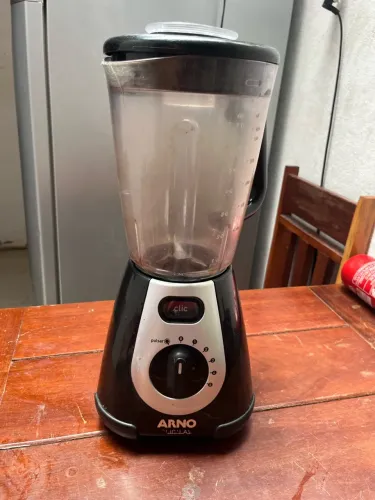 Vendo liquidificador arno.