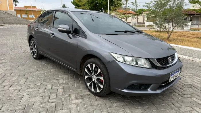 Honda Civic Sedan LXR 2.0 Flexone 16V Aut. 4P 2015
