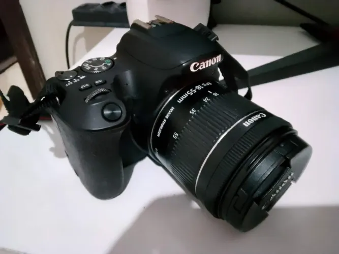 Câmera Canon sl3