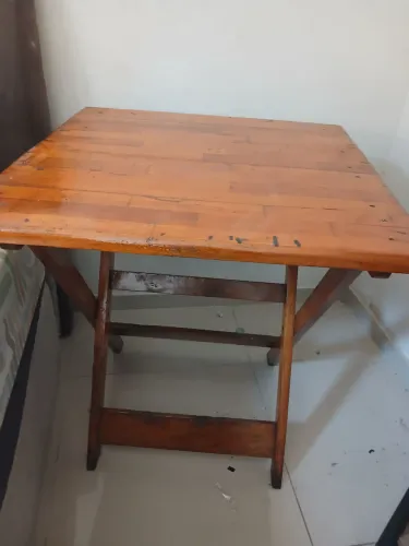 Mesa madeira maciça