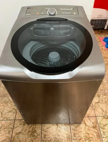 MÁQUINA DE LAVAR BRASTEMP
