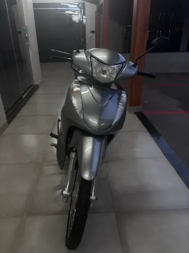 Honda Biz ES impecável 