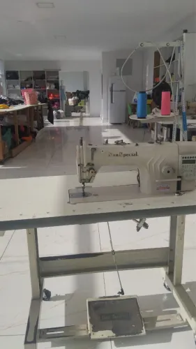 Máquina de costura industrial reta eletrônica, galoneira, overlock