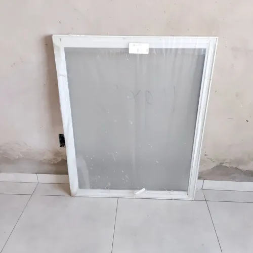 Vendo vitro aluminio novo