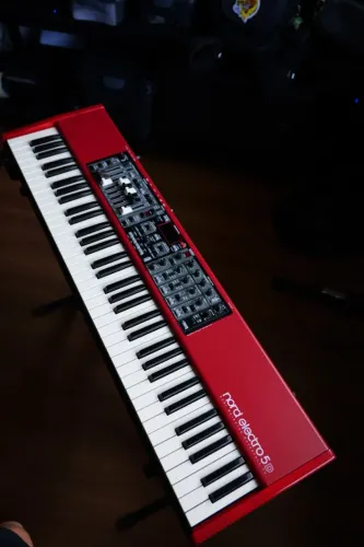 Nord Electro 5D 73 + Half Moon Switch + BAG Original