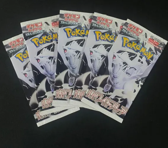 Combo de 5 Booster Pack Pokémon Escarlate e Violeta - White Flare