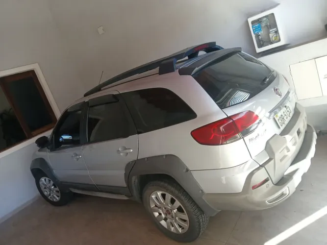 Fiat Palio Weekend Adv. Ext. 1.8 Flex 2016