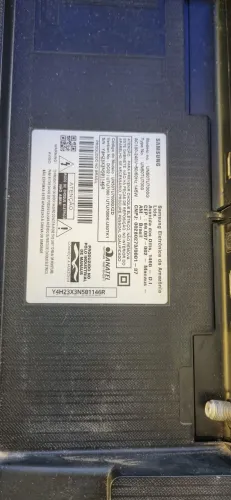 Tv 50 polegadas para retirada de peças.