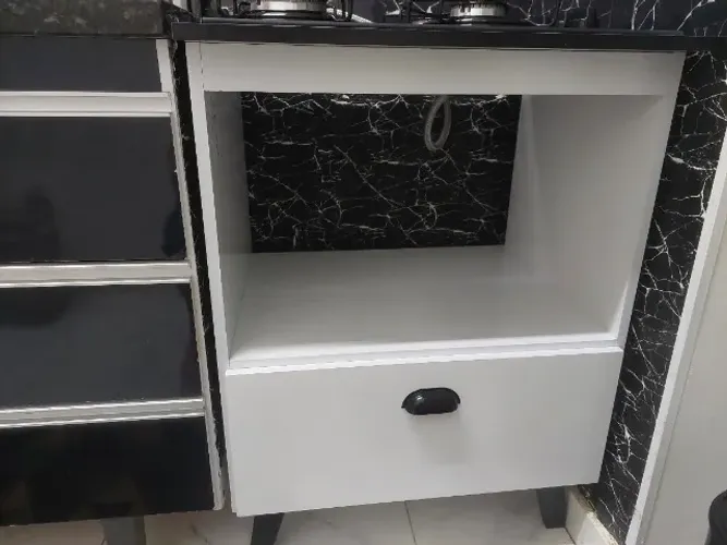 Cooktop e armário