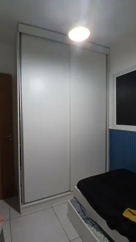 Guarda roupa planejado em perfeito estado 