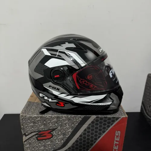 Capacete fw3 tamanho 60