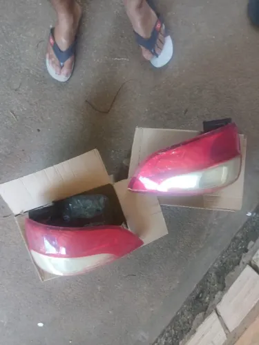 Vendo lanternas traseira do Fiat estrada