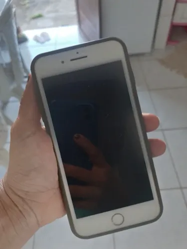 IPhone 8 $400.00