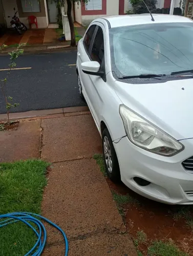 Ford KA+ Sedan 1.0 Tivct Flex 4P 2015