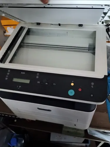 Impressora multifuncional a laser monocrática XEROX B205,WIFI