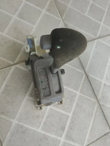 Manopla combio Corolla 2001